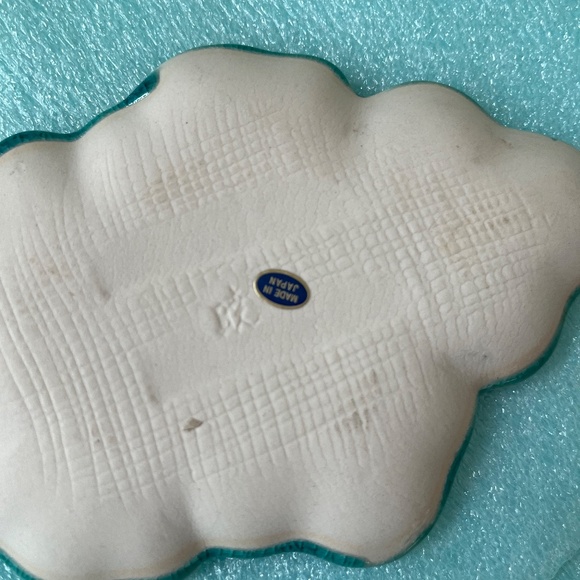 Dishes Celadon Blue Green Crackle Leaf Shape Japanese Ceramic  4.5x 4" - Picture 3 of 9